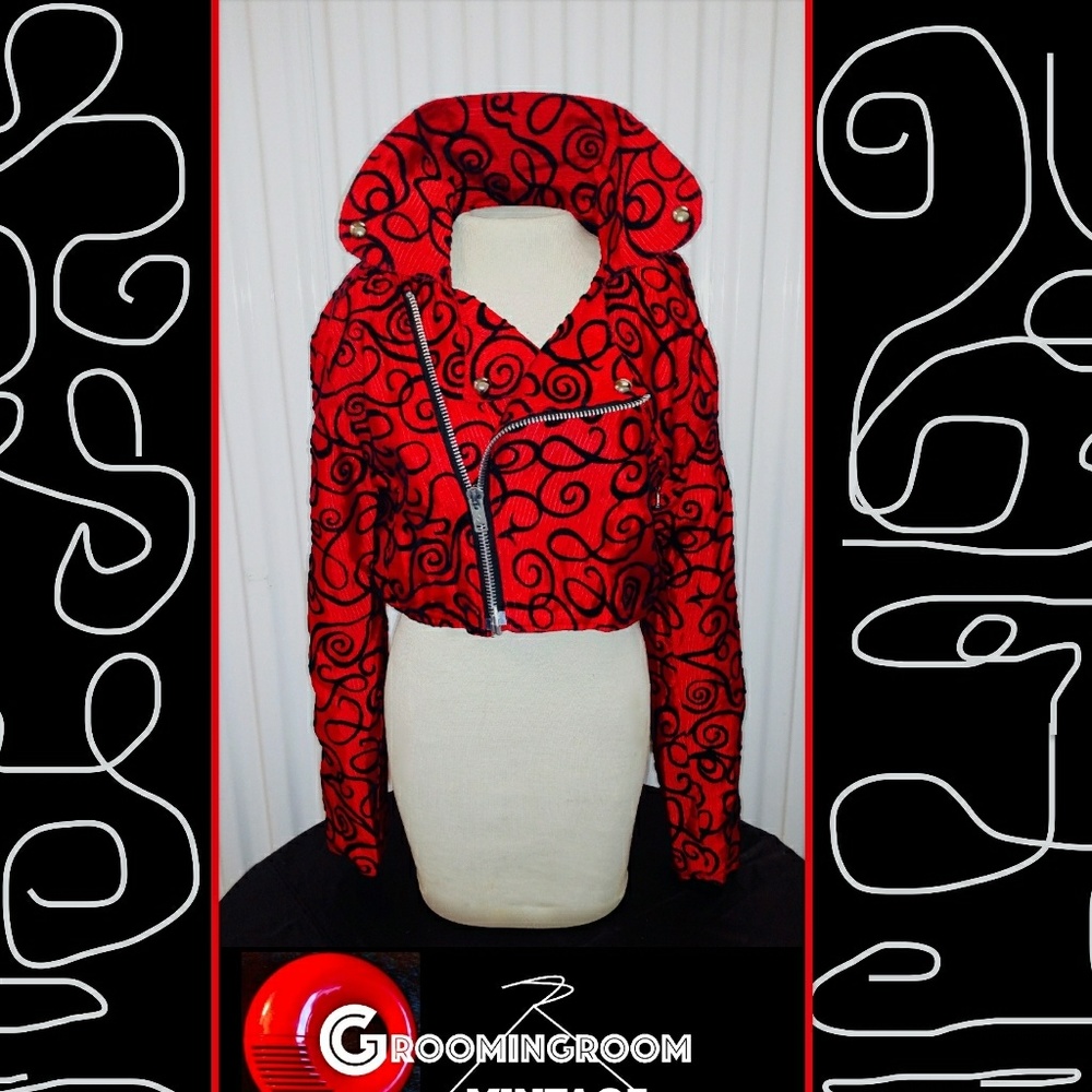Red motorcycle jacket with blk velvet graphics